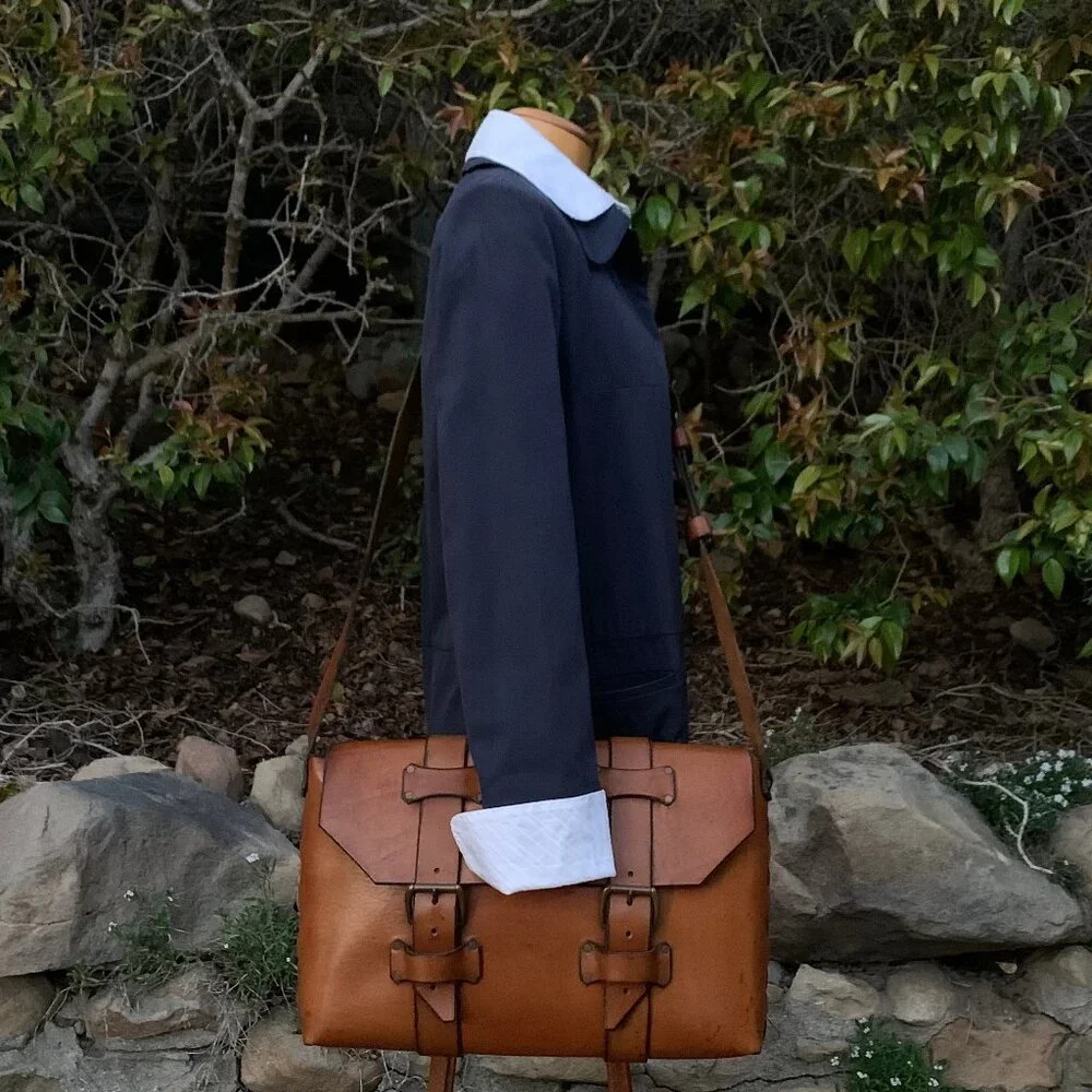 Vintage French leather briefcase messenger attache book bag - Picture 10 of 16